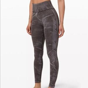 Lululemon Ebb to street high-rise tight Size 8